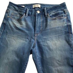 JESSICA SIMPSON | Women’s Jeans, wide leg, blue, size 6, long, comfortable jeans
